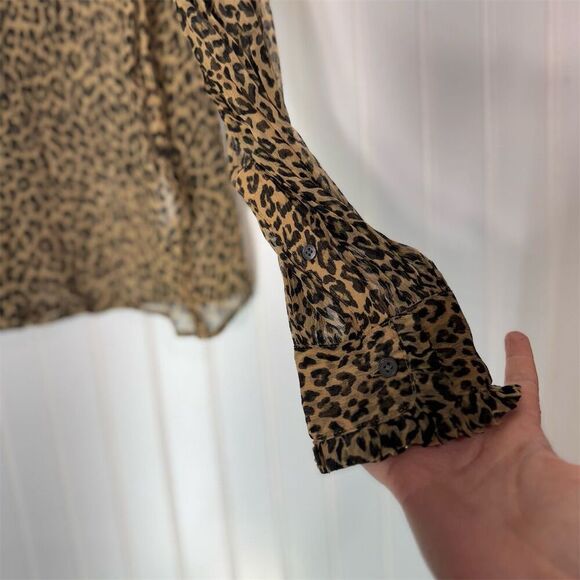 J. Crew Ruffle button-up shirt in leopard-print crinkle chiffon Sheer 6 Mobwife - Picture 4 of 11